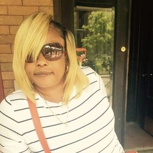 Meet your Posher, Deborah